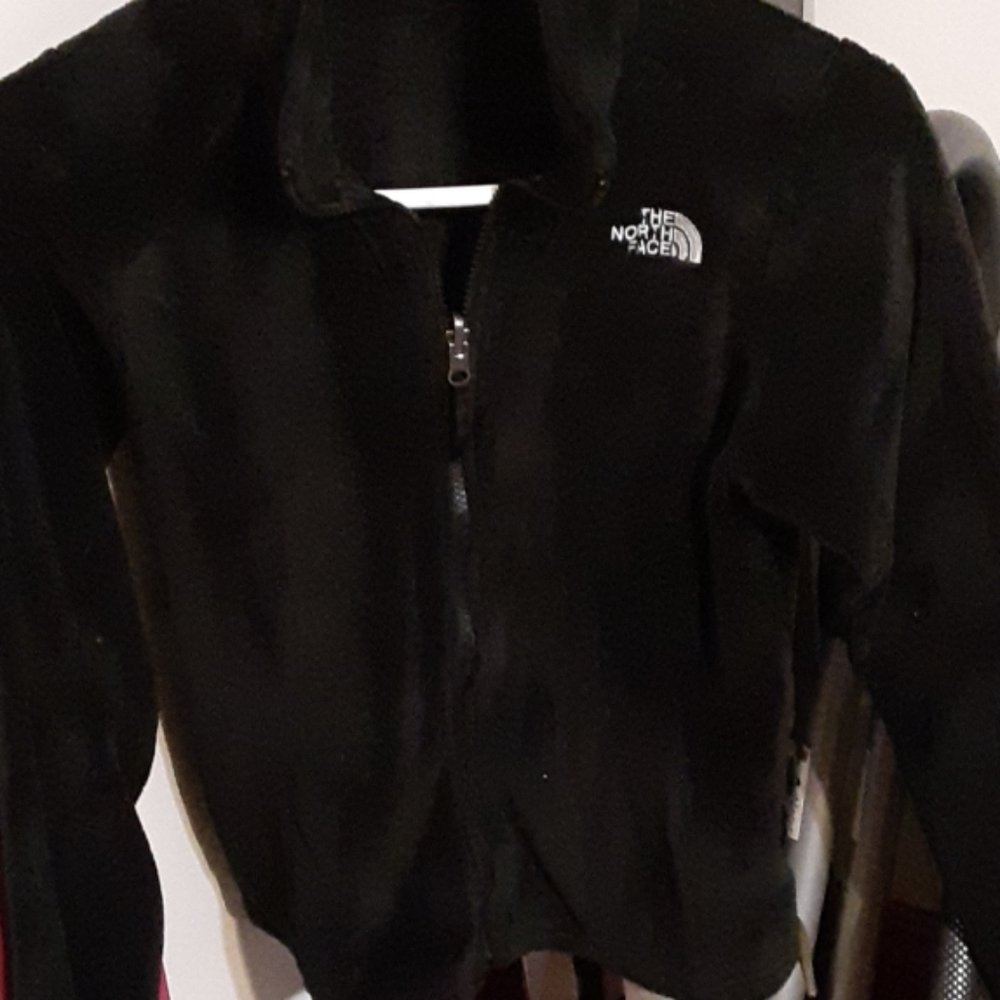 Youth girls north face fleece jacket